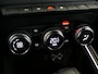 Renault Clio 1.6 E-Tech Hybrid 140 Intens - 360 camera - Navi - Sensoren - Armsteun voor