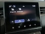 Renault Clio 1.6 E-Tech Hybrid 140 Intens - 360 camera - Navi - Sensoren - Armsteun voor