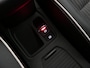 Renault Clio 1.6 E-Tech Hybrid 140 Intens - 360 camera - Navi - Sensoren - Armsteun voor