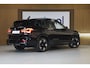 BMW iX3 High Executive Edition 80 kWh Pano/Shadow Line/Leder/360/Harman Kardon/HUD/Trekhaak/Driving Assist Pro/20"
