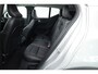 Volvo XC40 2.0 B4 Ultimate Dark | Pano-dak | Trekhaak | 360 camera | ACC | Standkachel | Pixel LED |