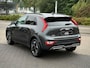 Kia Niro Hybrid EV 64.9 kWh CAMERA CARPLAY STOEL- EN STUURVERWARMING