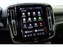 Volvo EX40 Single Motor Extended Range Plus 82 kWh | Trekhaak | Verwarmbare voorstoelen en stuurwiel | Premium audio by Harman Kardon | Keyless | Cruise control adaptief met Stop&Go en stuurhulp