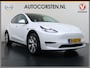 Tesla Model Y RWD 300PK SOH 90% Trekhaak Warmtepomp LFP-Accu Premium-Audio AMD Ryzen™ Camera's Navi Ecc Led Lmv 19" Privacy Glas Leder Stoel+Stuurverwarming Panoramadak Bluetooth Elek.Achterklep 1.600KG Trekgewicht 1e Eigenaar Origineel Nederlandse Auto