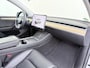Tesla Model Y RWD 300PK SOH 90% Trekhaak Warmtepomp LFP-Accu Premium-Audio AMD Ryzen™ Camera's Navi Ecc Led Lmv 19" Privacy Glas Leder Stoel+Stuurverwarming Panoramadak Bluetooth Elek.Achterklep 1.600KG Trekgewicht 1e Eigenaar Origineel Nederlandse Auto
