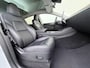 Tesla Model Y RWD 300PK SOH 90% Trekhaak Warmtepomp LFP-Accu Premium-Audio AMD Ryzen™ Camera's Navi Ecc Led Lmv 19" Privacy Glas Leder Stoel+Stuurverwarming Panoramadak Bluetooth Elek.Achterklep 1.600KG Trekgewicht 1e Eigenaar Origineel Nederlandse Auto