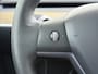 Tesla Model Y RWD 300PK SOH 90% Trekhaak Warmtepomp LFP-Accu Premium-Audio AMD Ryzen™ Camera's Navi Ecc Led Lmv 19" Privacy Glas Leder Stoel+Stuurverwarming Panoramadak Bluetooth Elek.Achterklep 1.600KG Trekgewicht 1e Eigenaar Origineel Nederlandse Auto