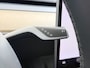 Tesla Model Y RWD 300PK SOH 90% Trekhaak Warmtepomp LFP-Accu Premium-Audio AMD Ryzen™ Camera's Navi Ecc Led Lmv 19" Privacy Glas Leder Stoel+Stuurverwarming Panoramadak Bluetooth Elek.Achterklep 1.600KG Trekgewicht 1e Eigenaar Origineel Nederlandse Auto