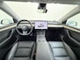 Tesla Model Y RWD 300PK SOH 90% Trekhaak Warmtepomp LFP-Accu Premium-Audio AMD Ryzen™ Camera's Navi Ecc Led Lmv 19" Privacy Glas Leder Stoel+Stuurverwarming Panoramadak Bluetooth Elek.Achterklep 1.600KG Trekgewicht 1e Eigenaar Origineel Nederlandse Auto