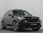BMW X1 sDrive18i M-Sport | Panorama | Trekhaak | Origineel Nederlands | Sfeerverlichting | Carplay | 19 inch | Getint Glas | DAB | Sportstoelen | Camera | Autom. Achterklep |