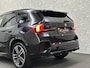BMW X1 sDrive18i M-Sport | Panorama | Trekhaak | Origineel Nederlands | Sfeerverlichting | Carplay | 19 inch | Getint Glas | DAB | Sportstoelen | Camera | Autom. Achterklep |