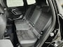 BMW X1 sDrive18i M-Sport | Panorama | Trekhaak | Origineel Nederlands | Sfeerverlichting | Carplay | 19 inch | Getint Glas | DAB | Sportstoelen | Camera | Autom. Achterklep |