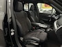 BMW X1 sDrive18i M-Sport | Panorama | Trekhaak | Origineel Nederlands | Sfeerverlichting | Carplay | 19 inch | Getint Glas | DAB | Sportstoelen | Camera | Autom. Achterklep |