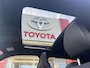 Toyota Urban Cruiser Executive 61 kWh | Grandeur grey met zwart dak | Demonstratie auto |