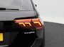 Volkswagen Tiguan 1.4 TSi 245 Pk eHybrid R-Line Business | Black Style | Panoramadak | Stoelverwarming | Camera | Trekhaak | Adaptive Cruise | 20 Inch | 59.948 Km !!