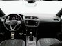Volkswagen Tiguan 1.4 TSi 245 Pk eHybrid R-Line Business | Black Style | Panoramadak | Stoelverwarming | Camera | Trekhaak | Adaptive Cruise | 20 Inch | 59.948 Km !!