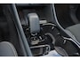 Volvo C40 Extended Range Plus 82 kWh - Panoramadak - IntelliSafe Assist & Surround - Parkeercamera achter - Verwarmde voorstoelen & stuur - Parkeersensoren voor & achter - Draadloze tel. lader - Warmtepomp - Extra getint glas - 19' LMV