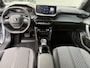 Peugeot e-2008 EV Allure 54 kWh Parkeerhulp/Carplay-Android-auto/Warmtepomp/Cruise-control
