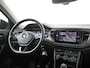 Volkswagen T-Roc 1.5 TSI | Panoramadak | Trekhaak | Camera | Zondag Open!