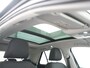 Volkswagen T-Roc 1.5 TSI | Panoramadak | Trekhaak | Camera | Zondag Open!