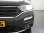 Volkswagen T-Roc 1.5 TSI | Panoramadak | Trekhaak | Camera | Zondag Open!