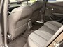 Peugeot e-2008 EV Allure 50 kWh SOH 100% | Parkeersensoren | Apple Carplay & Android Auto | Navigatie | Cruise Control | Climate Control |