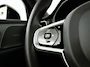 Volvo V60 T8 Plug-in hybrid AWD Plus Dark | SOH 100% | Panoramadak | 360° camera | Head-up display | Harman Kardon | Stoel- en stuurverwarming | Trekhaak
