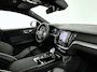 Volvo V60 T8 Plug-in hybrid AWD Plus Dark | SOH 100% | Panoramadak | 360° camera | Head-up display | Harman Kardon | Stoel- en stuurverwarming | Trekhaak