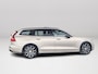 Volvo V60 T8 Plug-in hybrid AWD Plus Dark | SOH 100% | Panoramadak | 360° camera | Head-up display | Harman Kardon | Stoel- en stuurverwarming | Trekhaak