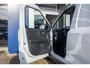 Ford E-Transit Cour. Trend 44 kWh | Trekhaak | Apple Carplay/Android Auto | Cruise control adaptief | Keyless | Electronic climate controle | Parkeersensor achter | Navigatiesysteem | Apple Carplay/Android Auto|telefoonintegratie premium | Buitenspiegels in afwijkende kleur | Cruise control adaptief met Stop&Go en stuurhulp