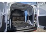 Ford E-Transit Cour. Trend 44 kWh | Trekhaak | Apple Carplay/Android Auto | Cruise control adaptief | Keyless | Electronic climate controle | Parkeersensor achter | Navigatiesysteem | Apple Carplay/Android Auto|telefoonintegratie premium | Buitenspiegels in afwijkende kleur | Cruise control adaptief met Stop&Go en stuurhulp