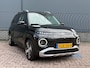 Hyundai Inster Evolve Plus 49 kWh Adaptieve cruise control / 17” lichtmetalen velgen / Full LED-verlichting / 360° camera / Stoelverwarming / Stuurwielverwarming / Navigatie / V2L / Draadloos telefoon opladen / Parkeersensoren voor & achter