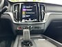 Volvo V60 2.0 B3 Momentum Thunder Grey Met. Leder, Camera