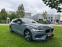Volvo V60 2.0 B3 Momentum Thunder Grey Met. Leder, Camera