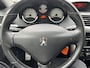 Peugeot 207 1.4 VTi Sportium l airco l
