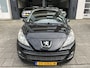 Peugeot 207 1.4 VTi Sportium l airco l