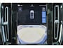 Volvo C40 Extended Range Plus 82 kWh - Panoramadak - IntelliSafe Assist & Surround - Parkeercamera achter - Parkeersensoren voor & achter - Verwarmde voorstoelen & stuur - Draadloze tel. lader - Warmtepomp - Extra getint glas - 19' LMV