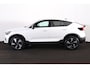 Volvo C40 Extended Range Plus 82 kWh - Panoramadak - IntelliSafe Assist & Surround - Parkeercamera achter - Parkeersensoren voor & achter - Verwarmde voorstoelen & stuur - Draadloze tel. lader - Warmtepomp - Extra getint glas - 19' LMV