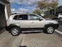 Hyundai Tucson 2.0i Style Premium LEER CLIMA LMV TREKHAAL RIJDT GOED NAP APK