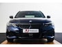BMW 3-Serie Touring M340d xDrive Business Edition Plus Trekhaak - Panoramadak - Elektrischverstelbare stoelen - Stoelverwarming voor/achter - Getinte/geluiddempende ruiten - Head up - Active Cruise Control -
