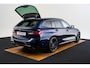 BMW 3-Serie Touring M340d xDrive Business Edition Plus Trekhaak - Panoramadak - Elektrischverstelbare stoelen - Stoelverwarming voor/achter - Getinte/geluiddempende ruiten - Head up - Active Cruise Control -