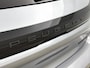Peugeot 208 GT Hybrid 145pk Automaat | Navigatie | 360° Camera | Climate Control | Adaptieve Cruise Control | Parkeersensoren v+a | Armsteun | Keyless | Full Led koplampen | Dodehoeksensor| Leder/stof sportstoelen | Bluetooth | Draadloze Apple CarPlay / Android Auto | DAB+ radio | Donker getint glas | 17" lichtmetalen velgen |