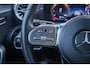 Mercedes-Benz A-klasse 250 e AMG Line | Panorama dak | Camera | Stoelverwarming | Navi | 18''L.M. Velgen | AMG-styling | Achteruitrijcamera | DAB ontvanger