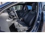 Mercedes-Benz A-klasse 250 e AMG Line | Panorama dak | Camera | Stoelverwarming | Navi | 18''L.M. Velgen | AMG-styling | Achteruitrijcamera | DAB ontvanger