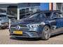 Mercedes-Benz A-klasse 250 e AMG Line | Panorama dak | Camera | Stoelverwarming | Navi | 18''L.M. Velgen | AMG-styling | Achteruitrijcamera | DAB ontvanger