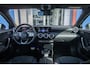 Mercedes-Benz A-klasse 250 e AMG Line | Panorama dak | Camera | Stoelverwarming | Navi | 18''L.M. Velgen | AMG-styling | Achteruitrijcamera | DAB ontvanger