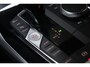 BMW 3-Serie 330i High Executive PANO/CARPLAY/SFEER/HK/HUD/VOL