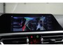 BMW 3-Serie 330i High Executive PANO/CARPLAY/SFEER/HK/HUD/VOL