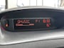 Renault Clio 1.2-16V Dynamique/ D-Riem verv: 217.000 KM!/ 5-Drs/ 16'' LMV/ Airco/ Cruise/ Elek. pakket/ Isofix/ Radio-CD/ Multi. LEDER. Stuur/ Mistl./ Getint glas/ Metallic lak.