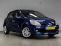 Renault Clio 1.2-16V Dynamique/ D-Riem verv: 217.000 KM!/ 5-Drs/ 16'' LMV/ Airco/ Cruise/ Elek. pakket/ Isofix/ Radio-CD/ Multi. LEDER. Stuur/ Mistl./ Getint glas/ Metallic lak.
